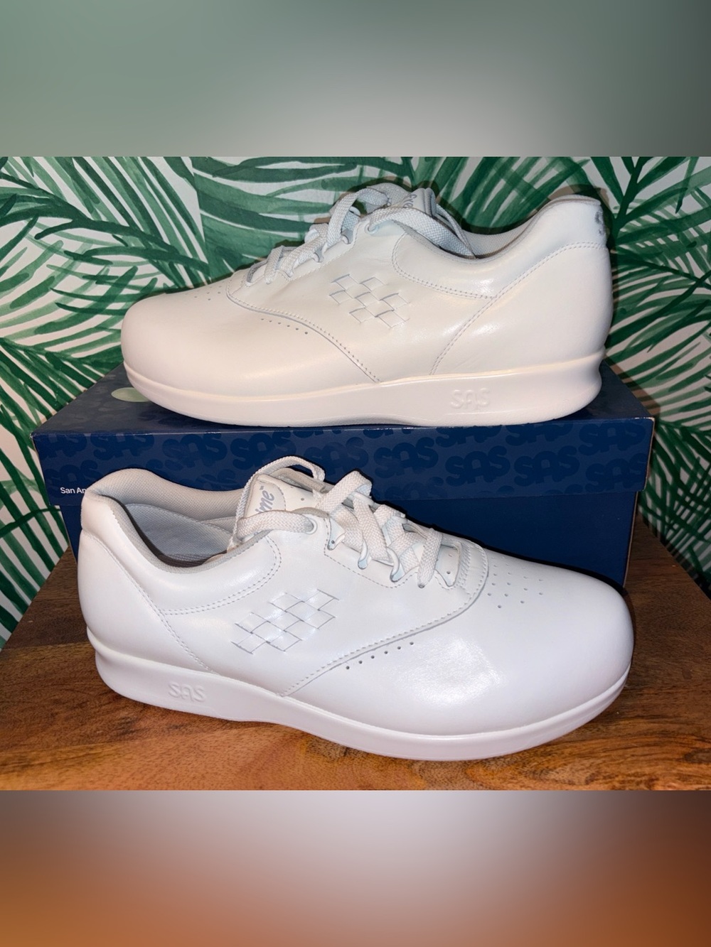 SAS Freetime White/White Tied Sneakers Women’s 8.5 WW New In Box